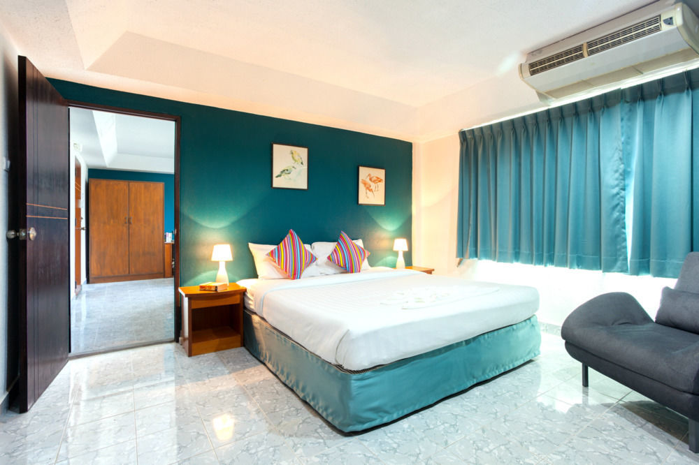 Hotel Simple Boutique Seabreeze Patong Exterior foto